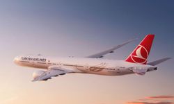 SON DAKİKA! THY uçağında motor yangını paniği