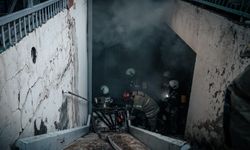 Bornova’da fabrika yangını! İşçiler itfaiye tarafından tahliye edildi