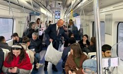 İzmir’de iftara yolda yakalananlara İZBAN’dan destek!