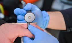 İzmir itfaiyesinde cerrahi kurtarma! Bir yüzük, bir mermi, bir hayat