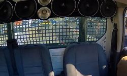 İzmir Narlıdere’de darp iddiası: Sürücüyle yaşanan olay sonrası polis memuru açığa alındı