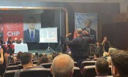 İzmir'de 'Müjdat Gezen' gerilimi: " Bizi rezil ediyor, gelmesin"