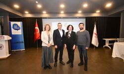 İzmir’de yerel demokrasi için ortak akıl buluşması