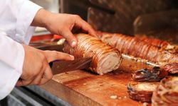İzmir'in en iyi kokoreççisi! İzmir'de en iyi kokoreç nerede yenir?