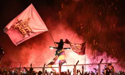 Kante'yi karşılayan Fenerbahçe taraftarları ölümden döndü!