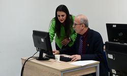 Karabağlar’da "Akıllı mahalle" dönemi: Muhtarlar taleplerini artık cepten iletecek