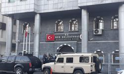 Diyarbakır Sur Belediyesi ay-yıldızlı logoyu değiştirdi!