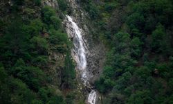 Yağışlar mucizeyi getirdi: Kuruyan şelale dirildi, 699 bin TL’lik uyarı