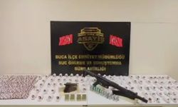 Kapı açıldı, tablo ortaya çıktı! Buca’da 7 bin sentetik ecza ele geçirildi