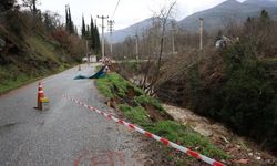 Sel ve heyelan alarmı: 9 hane boşaltıldı, kurtarma çalışmaları sürüyor!