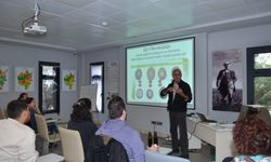 Efes'te Zeytinyağında kalite anlatıldı! Tadımın püf noktaları paylaşıldı