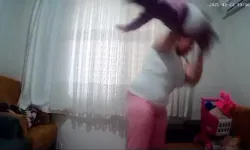 Gizli kamerayla şiddet kanıtlandı! 1 yaşındaki kızına şiddet uygulayan anne mahkemede cezalandırıldı