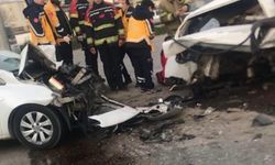 4 araç birbirine girdi, ortalık savaş alanına döndü!