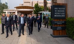 Adalet Bakan Yardımcısı İzmir'de! Adliyedeki projeleri yerinde inceledi