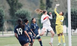 Aliağa’nın gururu: 15 yaşında Süper Lig’e damga vurdu