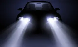 Beyaz far yasaklandı mı 2026? Xenon ve LED far kullanmak suç mu, cezası ne kadar?