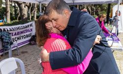 Bir bardak limonatanın yıllar süren hatırası Başkan Tugay’ı ağlattı