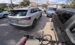 İzmir Gaziemir’de trafik kabusu: Bisikletliyi sıkıştıran sürücüye 180 bin lira ceza