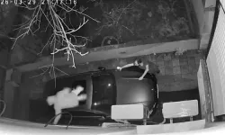 İzmir Buca'da film gibi kaçış! Klimadan araca atlayıp izini kaybettirdi