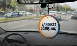 CHP’den dikkat çeken paylaşım! 'Yasaklı aksesuar' göndermesi mi?