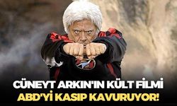 Cüneyt Arkın'ın kült filmi ''Dünyayı Kurtaran Adam'', ABD sinemalarında seyirci toplamaya devam ediyor