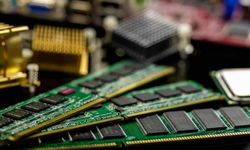 DDR4 RAM fiyatları uçtu! Eski nesil bellek artık DDR5'ten pahalı