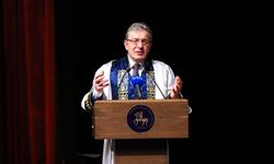 DEÜ İşletme’den dünya çapında başarı: 2030’a kadar küresel finansın zirvesinde!