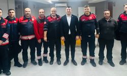 Devrim Onur Erdağ itfaiye emekçileriyle bayramlaştı: "Mücadelemiz haklarımız için sürecek!"