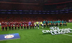 Dev maçta ilk yarı bitti: Galatasaray 1-0 Liverpool