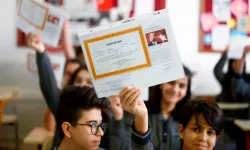 Okullar ne zaman kapanacak? 2026 yaz tatili ne zaman başlıyor? Karneler hangi gün verilecek?