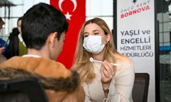 İşitme engelli öğrenciler İzmir'in tarihine yolculuk yaptı: Bornova'da sağlık ve kültür buluşması