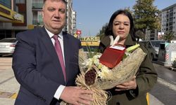 İzmir’de kadın şoförler yola çıkıyor: Taksi direksiyonunda güvenin adı!