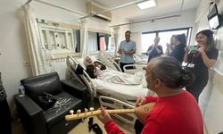 İzmir’de Yaşlılar Haftası’nda palyatif bakımda ezgilerle gelen moral