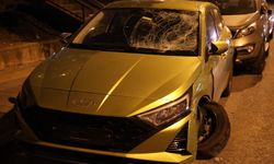 Karşı şeride geçip dehşet saçtı! İzmir’de ortalığı birbirine katan sürücü yaya olarak kaçtı!