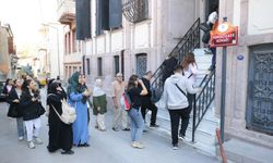 Kontenjanlar ilk günden doldu! İzmir Konak’ın tarihi rotasında keşif heyecanı