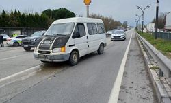 Manisa’da feci kaza: Yolun karşısına koşan yaşlı adama minibüs çarptı