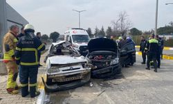 Manisa’da feci kaza: Kontrolden çıkan otomobil kamyonete çarptı, 1 kişi hayatını kaybetti