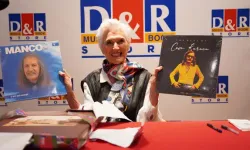 Elon Musk'ın annesi Maye Musk kimdir? İstanbul'da okur buluşmasına katıldı