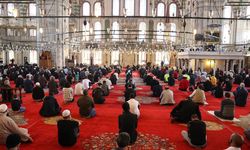 İZMİR BAYRAM NAMAZI SAATİ 2026 | İzmir bayram namazı saat kaçta? Diyanet il il bayram namazı vakitleri