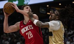 Alperen bu kez fabrika ayarlarına dönüş sinyali verdi! Houston, Wizards engelini zorlansa da geçmeyi başardı