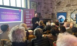 Foça'nın simgesi "Mor" rengin bilinmeyen hikayesi gün yüzüne çıktı!