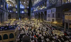 Teşrik tekbirleri ne zaman başlıyor, nasıl söylenir? 2026 Ramazan Bayramı tekbir rehberi