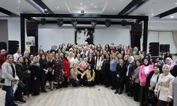 Menemen’de 8 Mart coşkusu: Kadınlar iftar sofrasında buluştu!