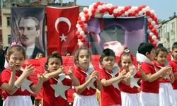 22 Nisan yarım gün mü? Ders var mı, okullar tatil mi?