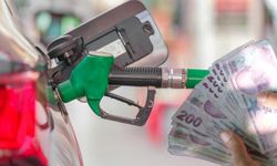 Akaryakıt fiyatları tekrar değişti! İzmir'de fiyatlar ne oldu?