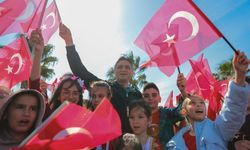 Aliağa’da 23 Nisan coşkusu: Törenler, şenlikler ve etkinliklerle bayram kutlandı