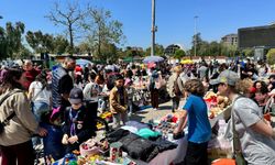 Başkan Yıldız Ünsal’dan sürdürülebilirlik mesajı: Çocuklar 2. El Pazarı’na akın etti
