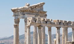 Bergama antik kentinin adı ne, kim kurdu? İzmir'in saklı köyleri hangileri?