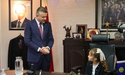 Buca’da minik başkan itiraf etti: "Başkanlık hiç kolay değilmiş!"