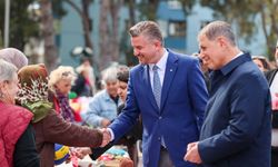 Buca'da kadın emeği kazanca dönüşüyor: Sokaklarda üretim ve dayanışma rüzgarı!